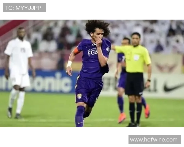 最近哪位足球明星宣布退役引发球迷热议与怀念的情感回顾